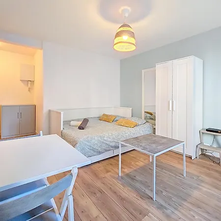 Appartement Confortable Et Calme A Tours Centre Exterior photo