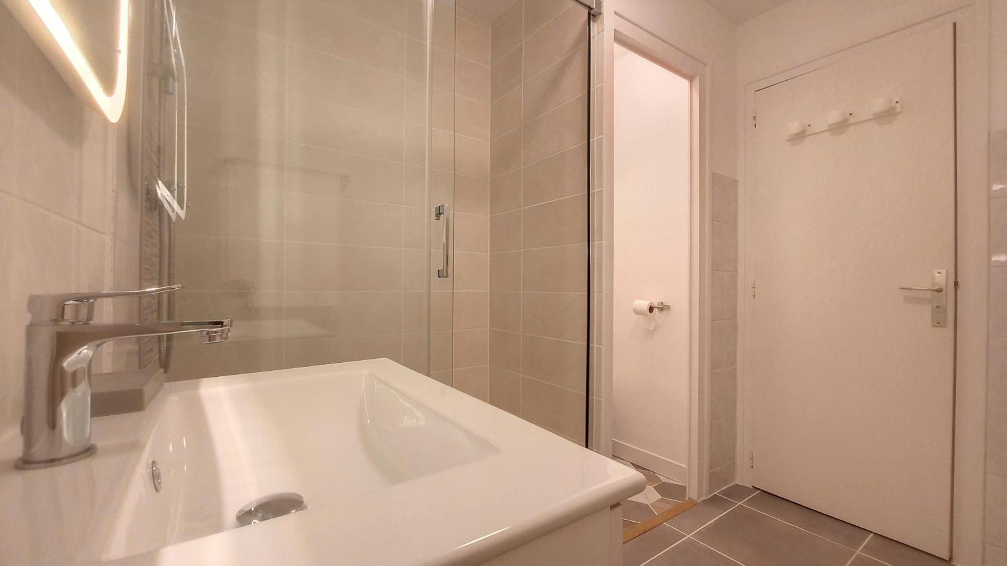 Confortable Et Calme A Centre Apartment *